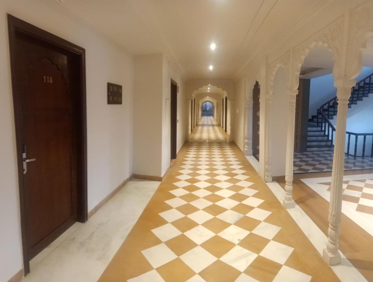 Bhanwar Singh Palace Jaipur Exteriör bild