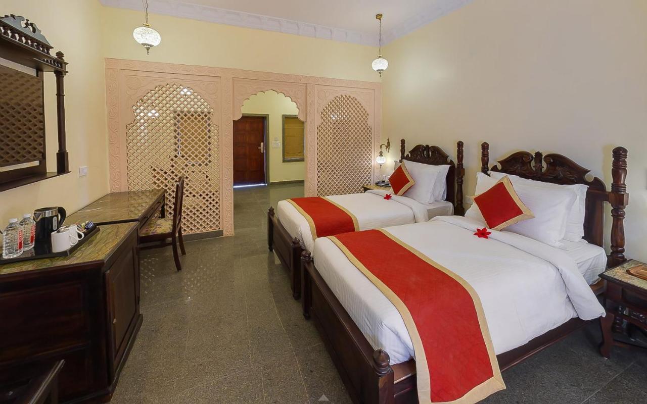 Bhanwar Singh Palace Jaipur Exteriör bild